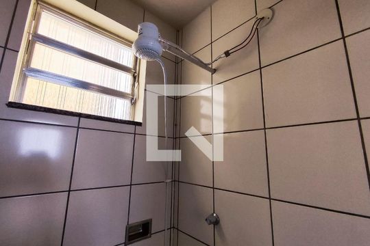 Chuveiro de casa para alugar com 1 quarto, 50m² em Engenho de Dentro, Rio de Janeiro