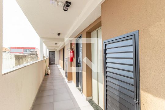 Área comum de kitnet/studio para alugar com 1 quarto, 26m² em Quarta Parada, São Paulo