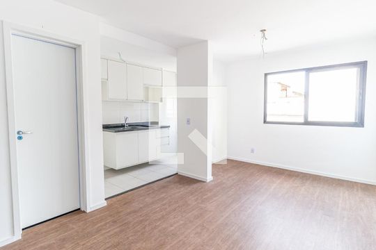 Kitnet/Studio para alugar com 1 quarto, 26m² em Quarta Parada, São Paulo