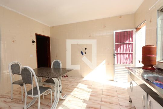 Cozinha de casa à venda com 3 quartos, 150m² em Jardim Sao Roberto, São Paulo