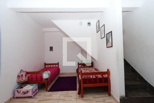 Quarto de casa à venda com 3 quartos, 150m² em Jardim Sao Roberto, São Paulo