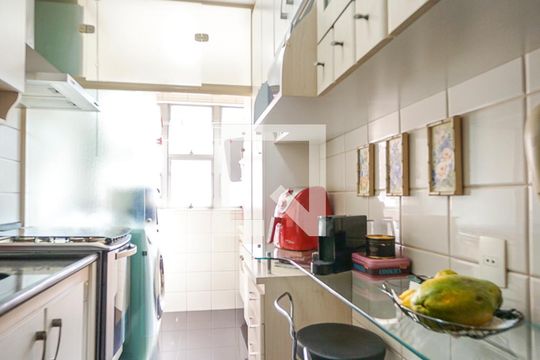 Cozinha de apartamento à venda com 2 quartos, 64m² em Tatuapé, São Paulo