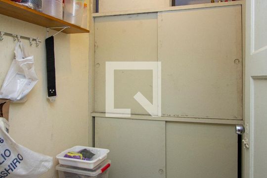 Quarto de Serviço de apartamento à venda com 2 quartos, 71m² em Centro, Niterói