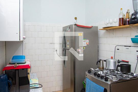 Cozinha de apartamento à venda com 2 quartos, 71m² em Centro, Niterói