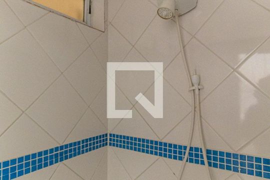 Banheiro - Chuveiro de kitnet/studio para alugar com 1 quarto, 29m² em Vila Buarque, São Paulo