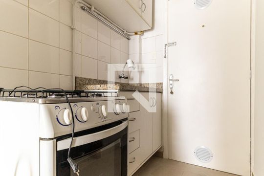 Cozinha de kitnet/studio para alugar com 1 quarto, 29m² em Vila Buarque, São Paulo