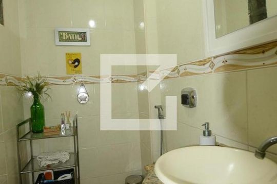 Lavabro de casa à venda com 4 quartos, 220m² em Vila Valqueire, Rio de Janeiro