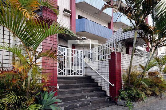 Fachada de apartamento para alugar com 3 quartos, 70m² em Vila Dora, Santo André