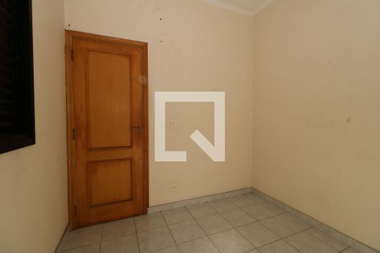 Quarto de Serviço de apartamento para alugar com 3 quartos, 70m² em Vila Dora, Santo André