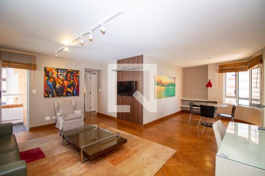 Sala de apartamento para alugar com 2 quartos, 117m² em Jardim Paulista, São Paulo