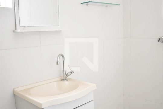 Banheiro de casa à venda com 1 quarto, 74m² em Campo Grande, Rio de Janeiro