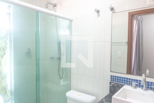 Banheiro da Suíte 1 de casa à venda com 3 quartos, 298m² em Jardim do Mar, São Bernardo do Campo
