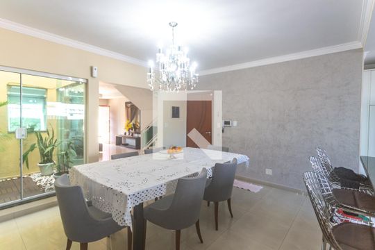 Sala de Jantar de casa à venda com 3 quartos, 298m² em Jardim do Mar, São Bernardo do Campo