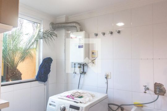 Área de Serviço de casa à venda com 3 quartos, 298m² em Jardim do Mar, São Bernardo do Campo