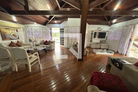 SALA de casa de condomínio à venda com 4 quartos, 350m² em Anil, Rio de Janeiro
