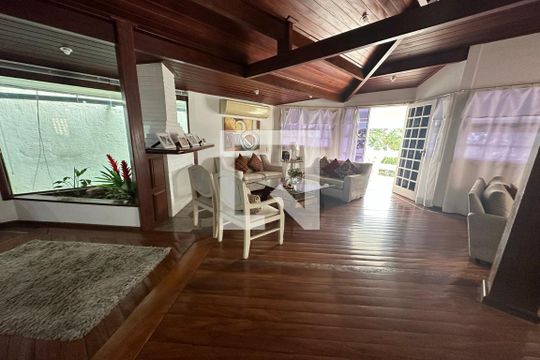 SALA de casa de condomínio à venda com 4 quartos, 350m² em Anil, Rio de Janeiro
