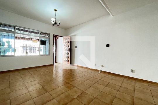 Sala de casa à venda com 4 quartos, 90m² em Vila da Saúde , São Paulo