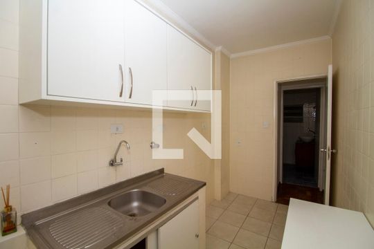 Cozinha de apartamento à venda com 1 quarto, 46m² em Pinheiros, São Paulo