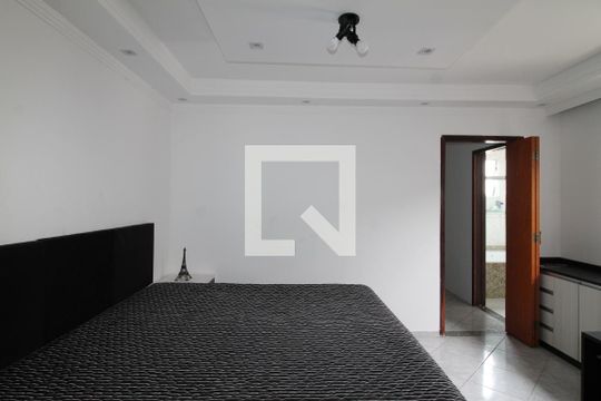 Quarto Suíte 1 de casa à venda com 3 quartos, 250m² em Vila Ré, São Paulo