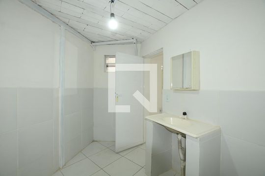 Banheiro de apartamento para alugar com 1 quarto, 28m² em Vicente de Carvalho, Rio de Janeiro