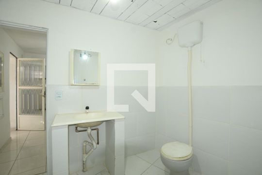 Banheiro de apartamento para alugar com 1 quarto, 28m² em Vicente de Carvalho, Rio de Janeiro