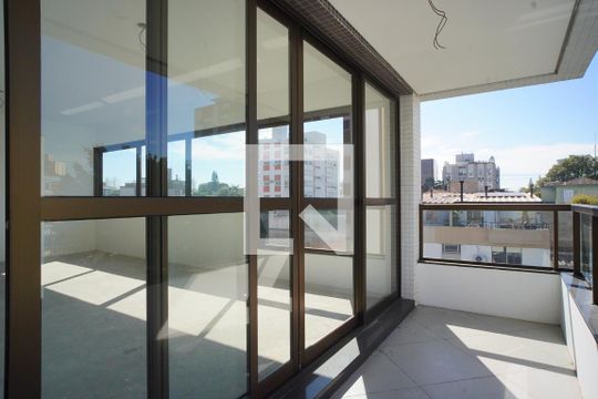 Sacada de apartamento à venda com 3 quartos, 124m² em Petrópolis, Porto Alegre