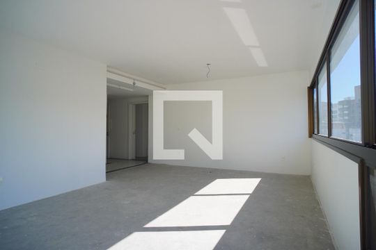 Sala de apartamento à venda com 3 quartos, 124m² em Petrópolis, Porto Alegre