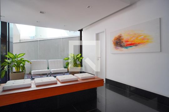 Hall de entrada de apartamento à venda com 3 quartos, 170m² em Petrópolis, Porto Alegre