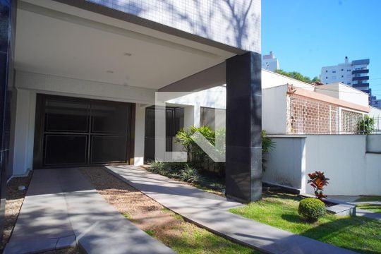 Área comum de apartamento à venda com 3 quartos, 170m² em Petrópolis, Porto Alegre