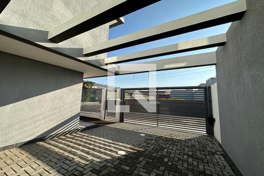 Garagem de casa à venda com 2 quartos, 141m² em Scharlau, São Leopoldo