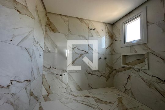 Banheiro da Suíte de casa à venda com 2 quartos, 141m² em Scharlau, São Leopoldo