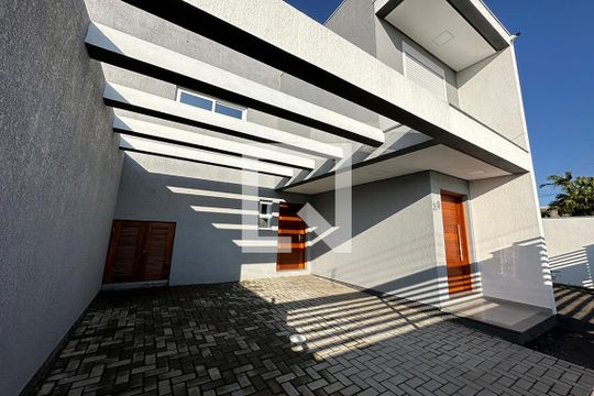 Garagem de casa à venda com 2 quartos, 141m² em Scharlau, São Leopoldo