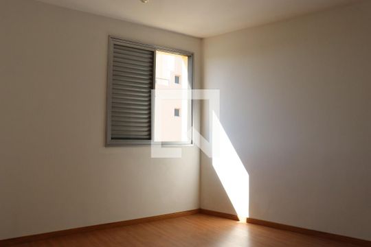 Sala/Quarto de kitnet/studio à venda com 1 quarto, 30m² em Ponte Preta, Campinas