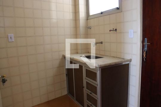 Cozinha de kitnet/studio à venda com 1 quarto, 30m² em Ponte Preta, Campinas