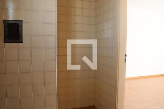 Cozinha de kitnet/studio à venda com 1 quarto, 30m² em Ponte Preta, Campinas