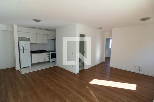 Apartamento à venda com 2 quartos, 66m² em Parque Reboucas, São Paulo
