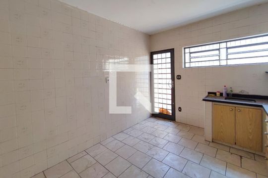 Cozinha  de casa à venda com 4 quartos, 400m² em Jardim do Trevo, Campinas
