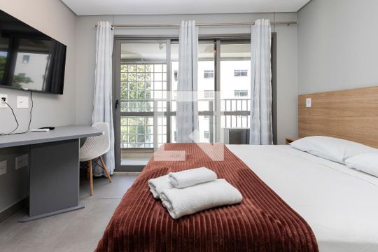 Studio de kitnet/studio para alugar com 1 quarto, 24m² em Campo Belo, São Paulo