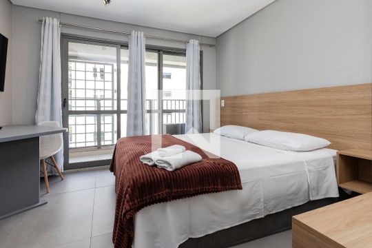 Studio de kitnet/studio para alugar com 1 quarto, 24m² em Campo Belo, São Paulo
