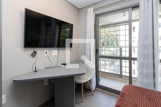 Studio de kitnet/studio para alugar com 1 quarto, 24m² em Campo Belo, São Paulo