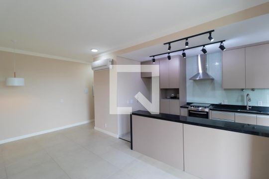 Apartamento à venda com 3 quartos, 91m² em Swiss Park, Campinas