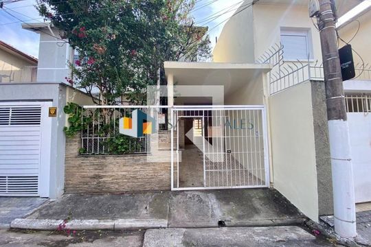 Casa à venda com 2 quartos, 140m² em Vila Cordeiro, São Paulo