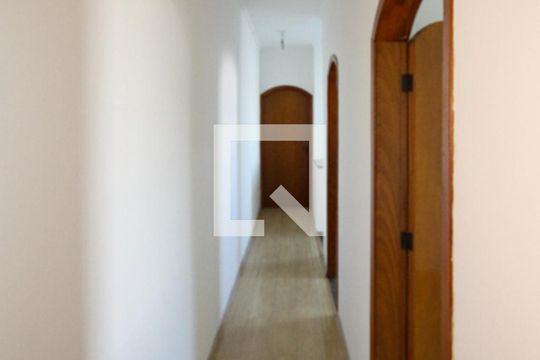 Corredor de casa à venda com 3 quartos, 280m² em Jardim Vila Formosa, São Paulo