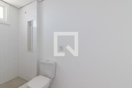 Banheiro do Quarto 1 de apartamento à venda com 4 quartos, 225m² em Mont’serrat, Porto Alegre