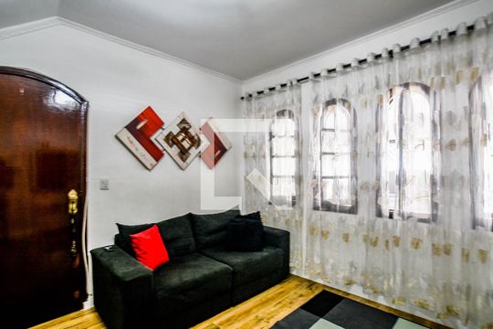 Casa à venda com 4 quartos, 342m² em Jardim das Maravilhas, Santo André