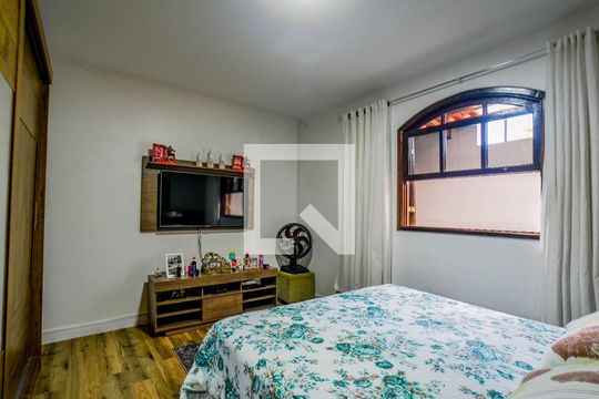 Quarto Suíte de casa à venda com 4 quartos, 342m² em Jardim das Maravilhas, Santo André
