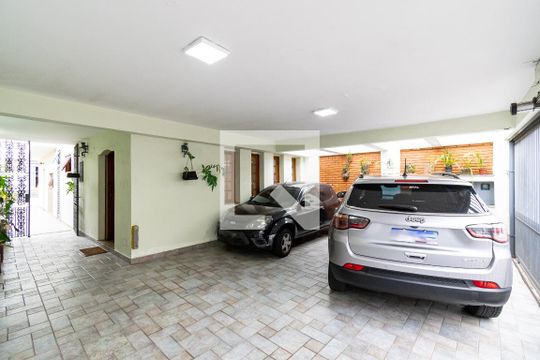 Garagem de casa à venda com 4 quartos, 289m² em Cidade Vargas, São Paulo