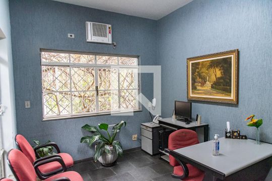 Sala de casa para alugar com 8 quartos, 240m² em Vila Mariana, São Paulo