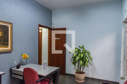 Sala de casa para alugar com 8 quartos, 240m² em Vila Mariana, São Paulo