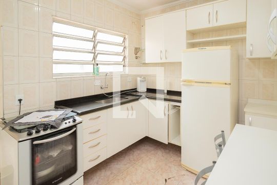 Cozinha  de apartamento à venda com 3 quartos, 79m² em Taboão, São Bernardo do Campo